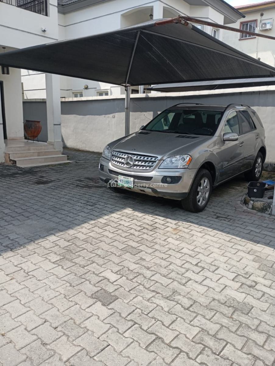 Spacious 1 Bedroom Apartment, Off Admiralty Way, Lekki Phase 1, Lekki, Lagos, Mini Flat (room and Parlour) for Rent