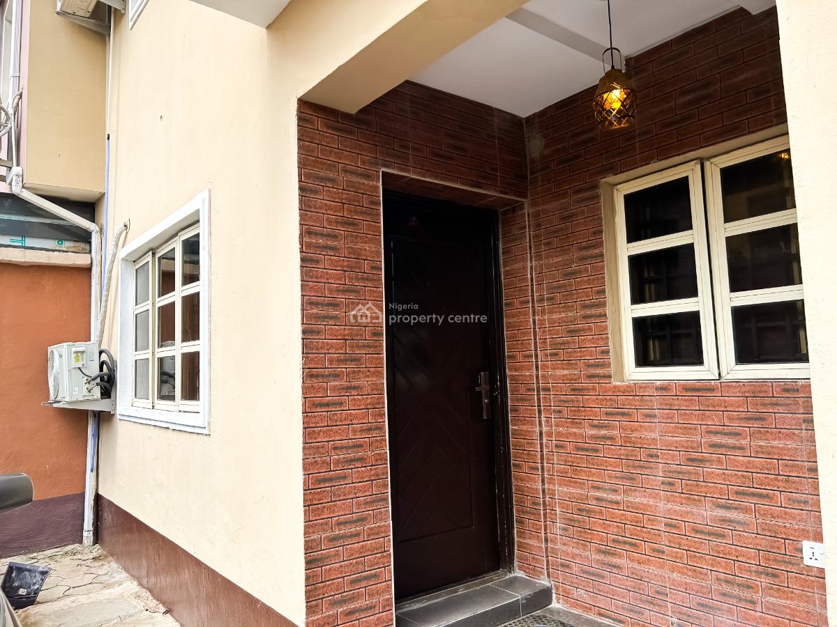 1 Luxury Bedroom Service Apartment, 3a Salvation Close River Valley Estate, Ojodu Berger, Ojodu, Lagos, Mini Flat (room and Parlour) Short Let