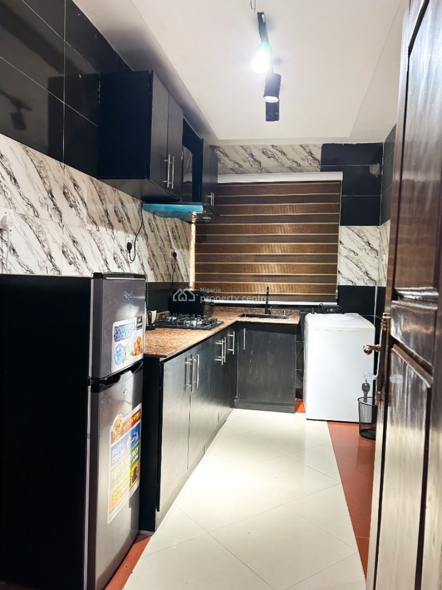 1 Luxury Bedroom Service Apartment, 3a Salvation Close River Valley Estate, Ojodu Berger, Ojodu, Lagos, Mini Flat (room and Parlour) Short Let