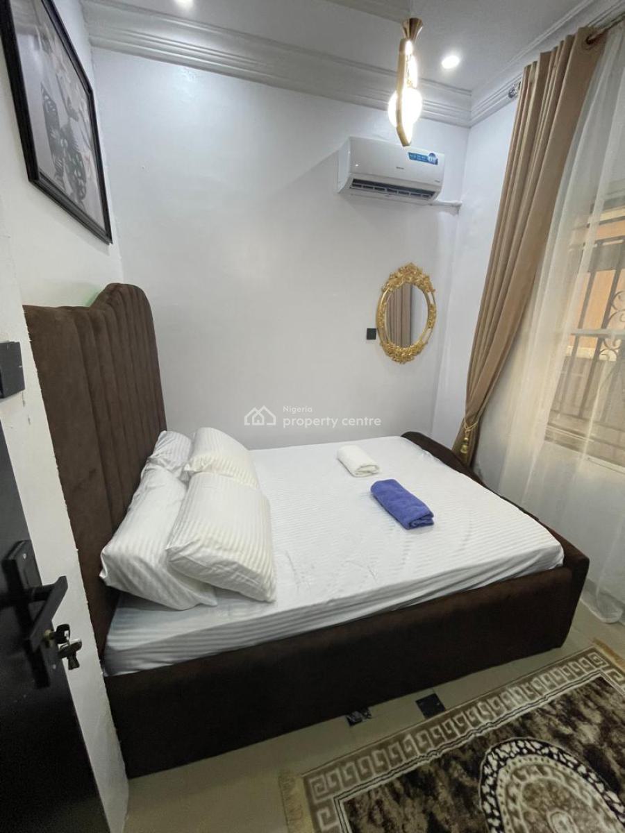 Cozy, Comfort Mini Flat Prestige Prime Living, Bera Estate, Chevron, Lekki Expressway, Lekki, Lagos, Mini Flat (room and Parlour) Short Let