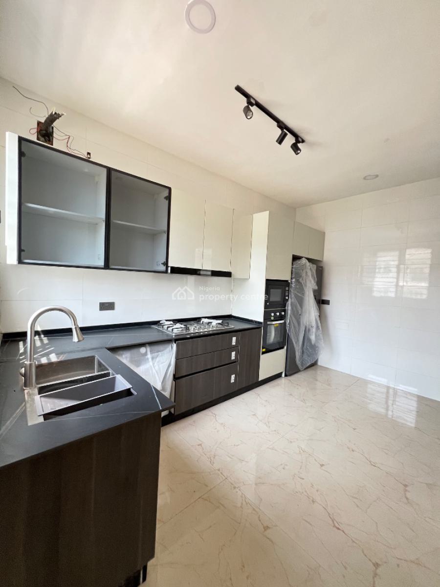 Elegantly Built 4 Bedroom Maisonette in a Serene Location in Lekki, Lekki Phase 1, Lekki Phase 1, Lekki, Lagos, Block of Flats for Sale