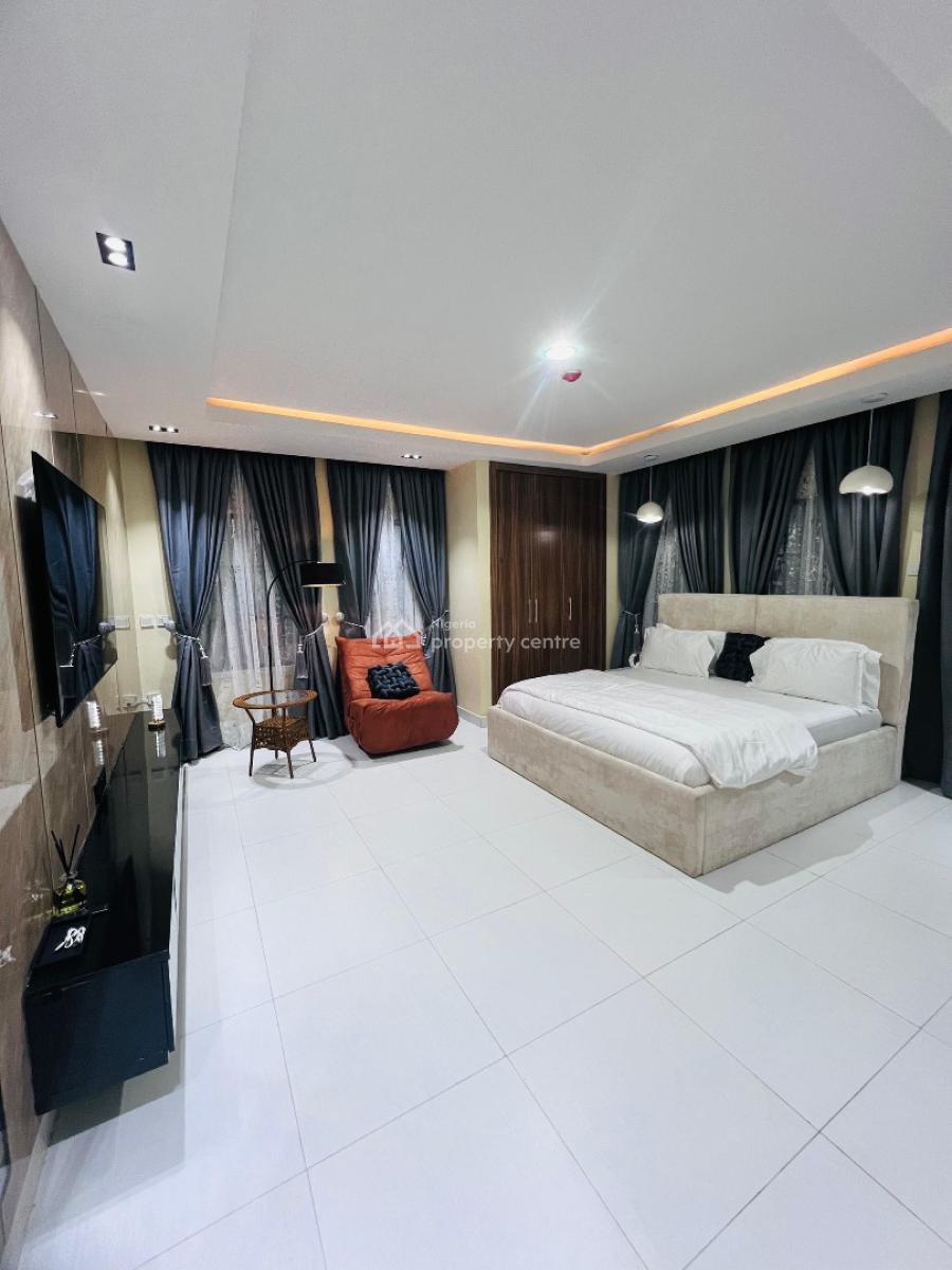 Brand New Fully Fitted 3bedroom Apartment with Ps5, Lekki Phase 1, Lekki, Lagos, Flat / Apartment Short Let