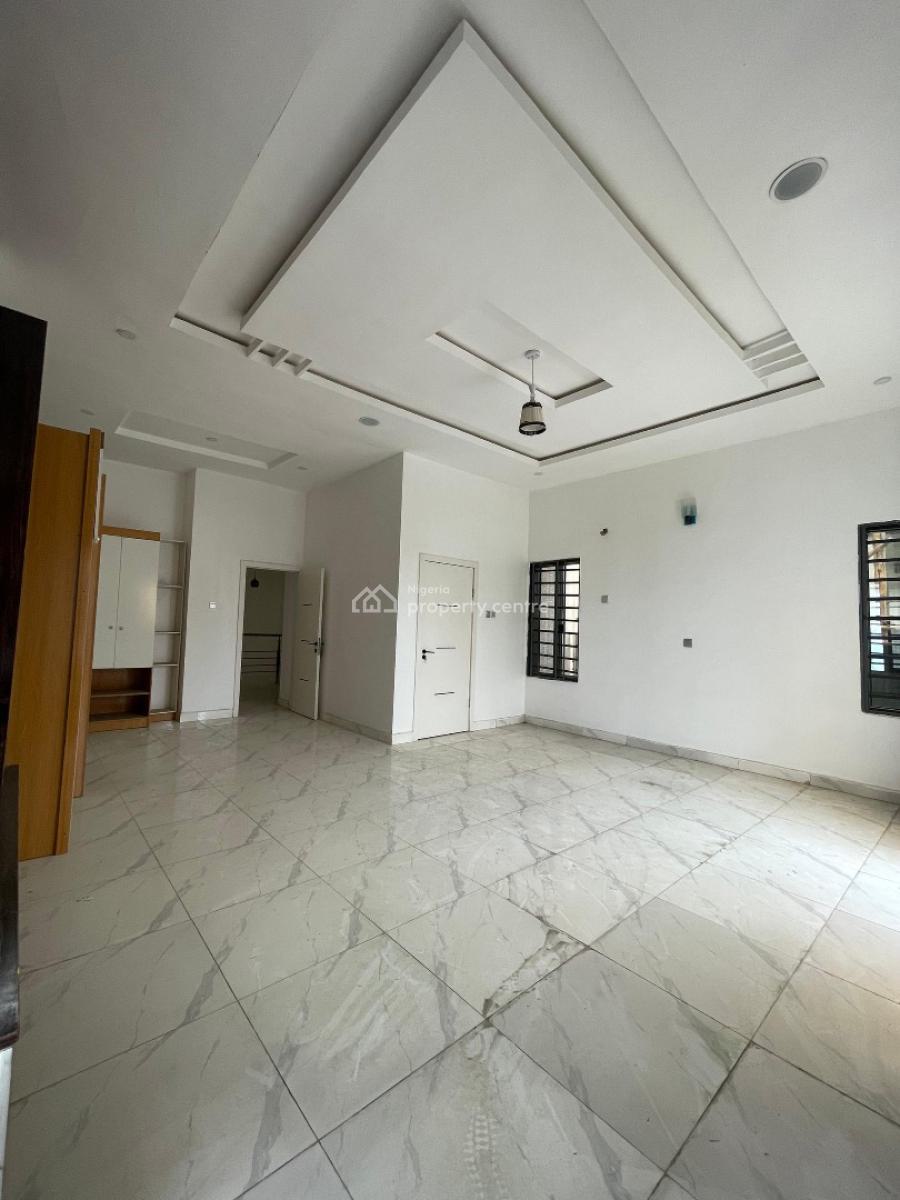 Exquisite Five  Bedroom Fully Detached with Pool, Ajah, Lagos, Detached Duplex for Sale