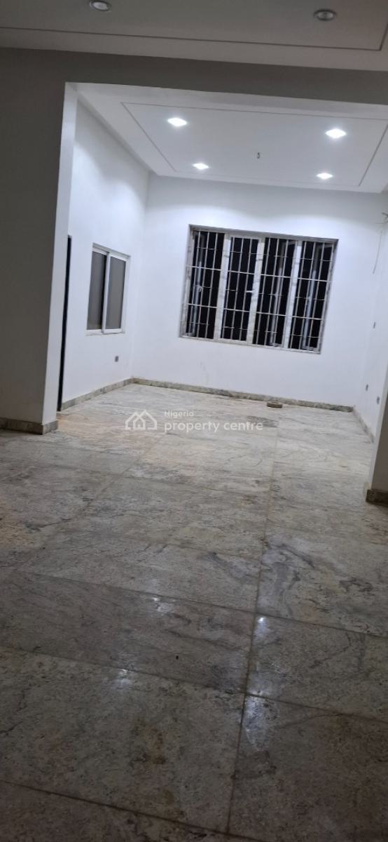 Standard 4 Bedroom Terrace Duplex, Guzape District, Abuja, House for Rent