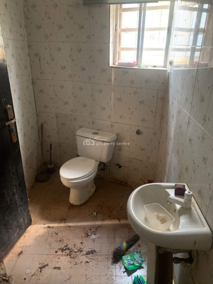Luxury Mini Flat, Gra Phase 1, Magodo, Lagos, Mini Flat (room and Parlour) for Rent