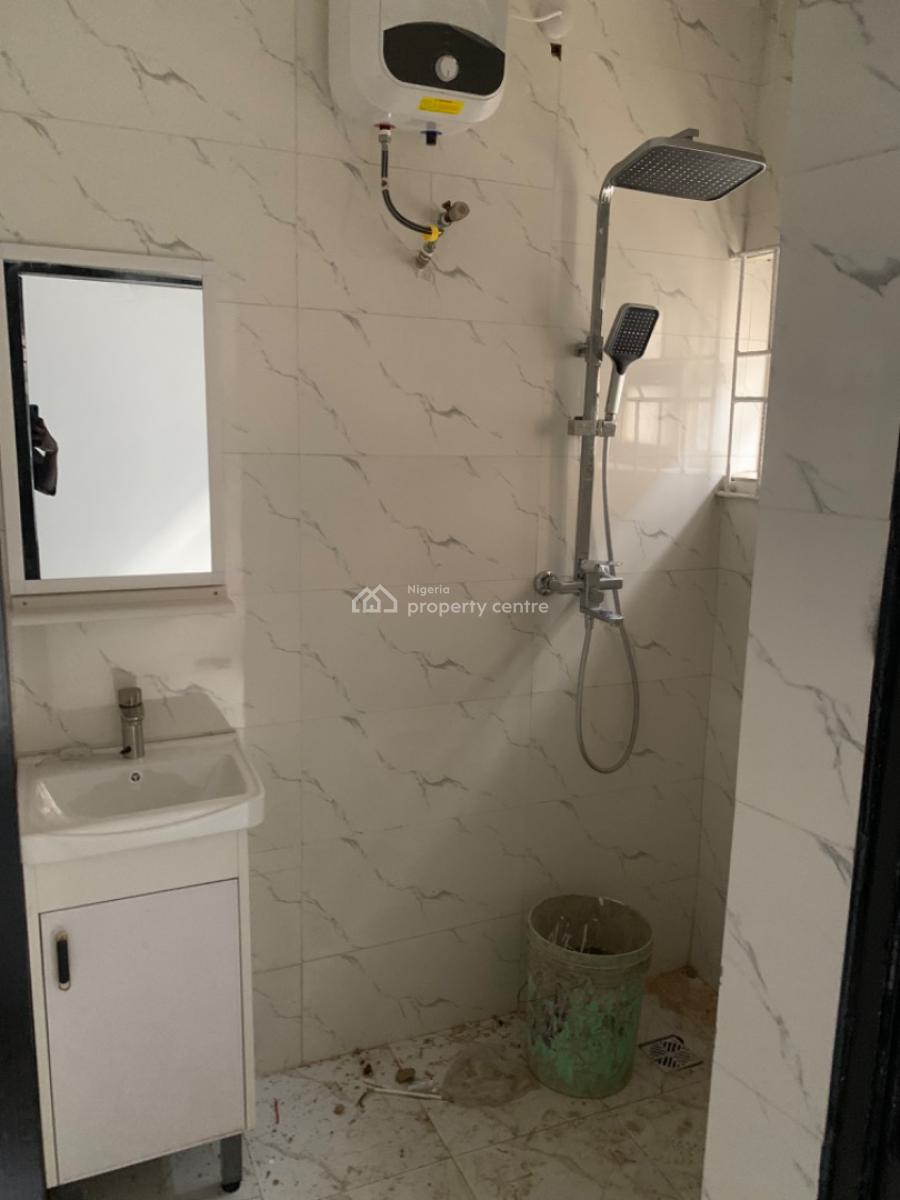 Luxury 3 Bedroom Flat with Excellent Facilities, Gra Phase 1, Magodo, Lagos, Flat / Apartment for Rent