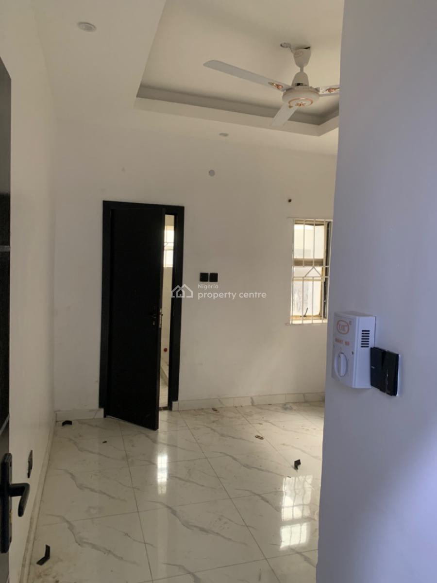 Luxury 3 Bedroom Flat with Excellent Facilities, Gra Phase 1, Magodo, Lagos, Flat / Apartment for Rent