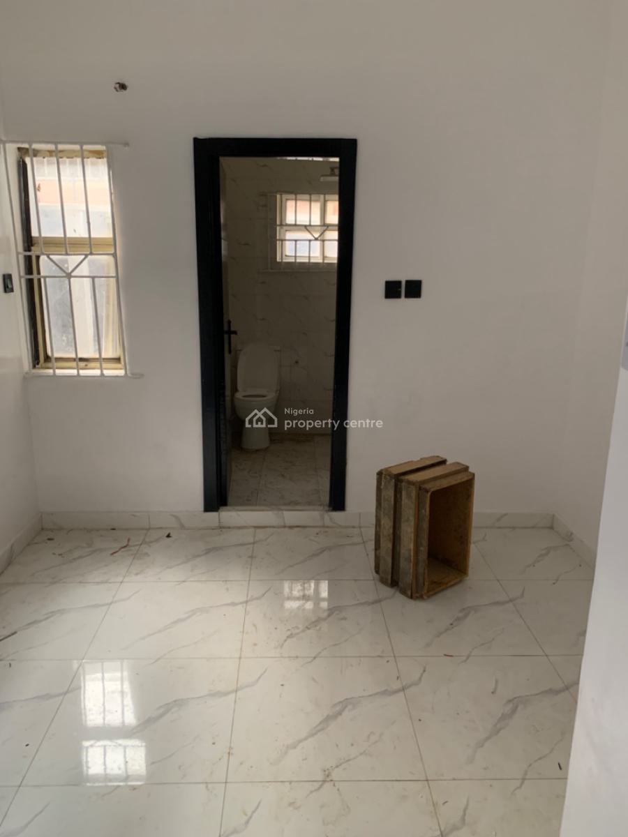 Luxury 3 Bedroom Flat with Excellent Facilities, Gra Phase 1, Magodo, Lagos, Flat / Apartment for Rent