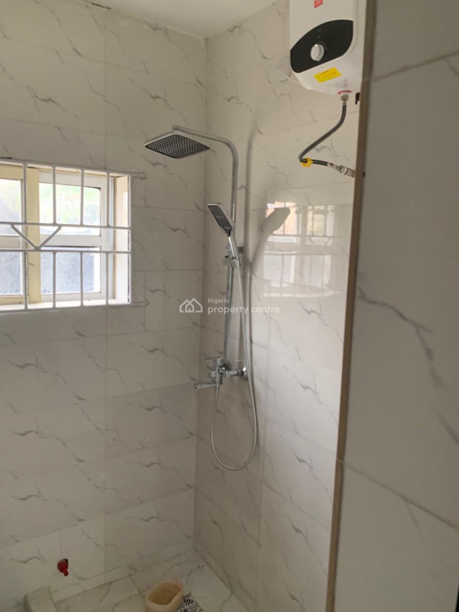 Luxury 3 Bedroom Flat with Excellent Facilities, Gra Phase 1, Magodo, Lagos, Flat / Apartment for Rent