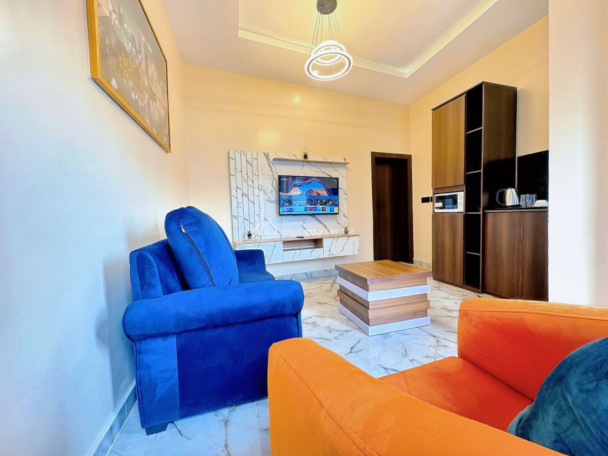 Reserve This 1 Bedroom Unit Early for Your Quality Staycation, Close to Novare Mall Shop Rite (vintage Estate), Sangotedo, Ajah, Lagos, Mini Flat (room and Parlour) Short Let