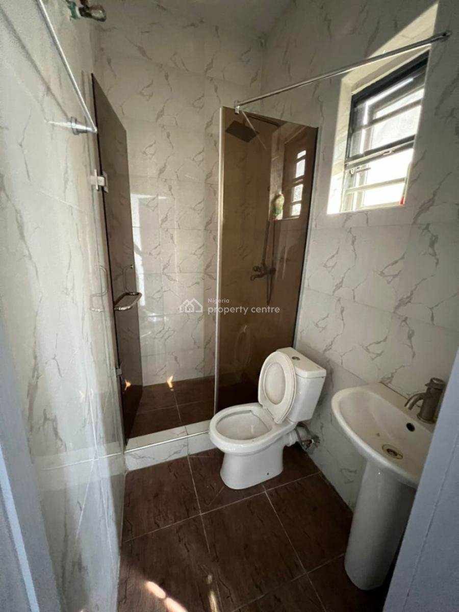Semi Masters Room with Parlour in a Shared Apartment, Ikota Gra Estate, Ikota-lekki, Ikota, Lekki, Lagos, Flat / Apartment for Rent