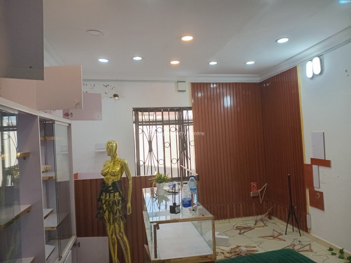 Massive 2 Bedroom Flat, Very Close to Eti-osa Secretariat, Very Close to Lekki Epe Expressway, Lekki, Lagos, Flat / Apartment for Rent