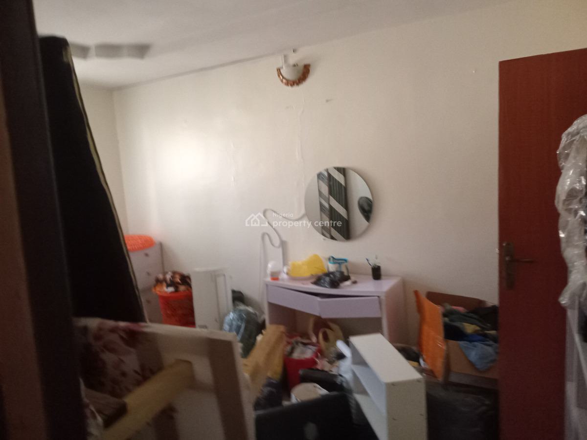 Massive 2 Bedroom Flat, Very Close to Eti-osa Secretariat, Very Close to Lekki Epe Expressway, Lekki, Lagos, Flat / Apartment for Rent