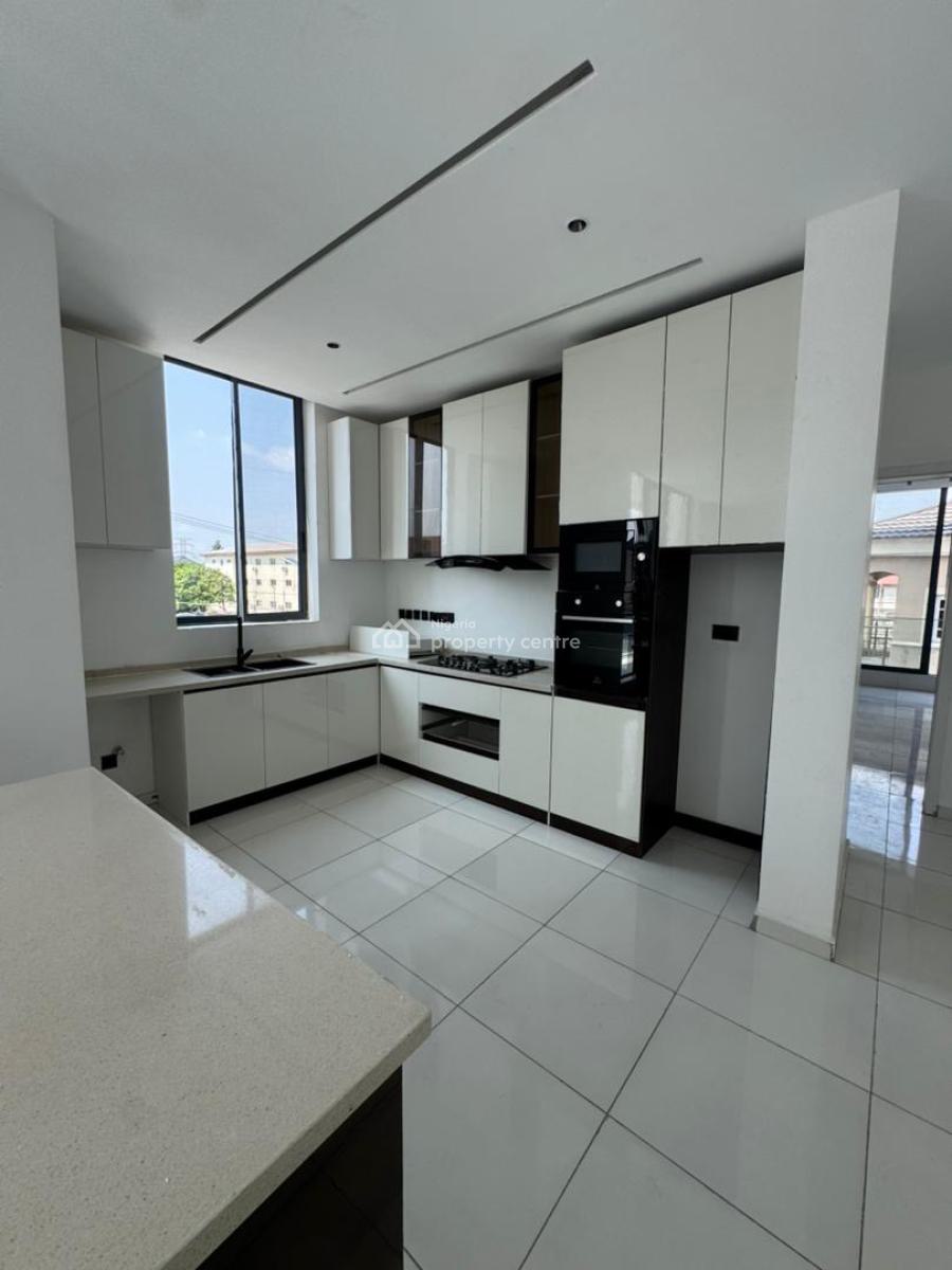 Aesthetically Pleasing 2 Bedroom Apartment  with Swimming Pool, Aesthetically Pleasing 2 Bedroom Apartment  with Swimming Pool, Lekki Phase 1, Lekki, Lagos, Block of Flats for Sale