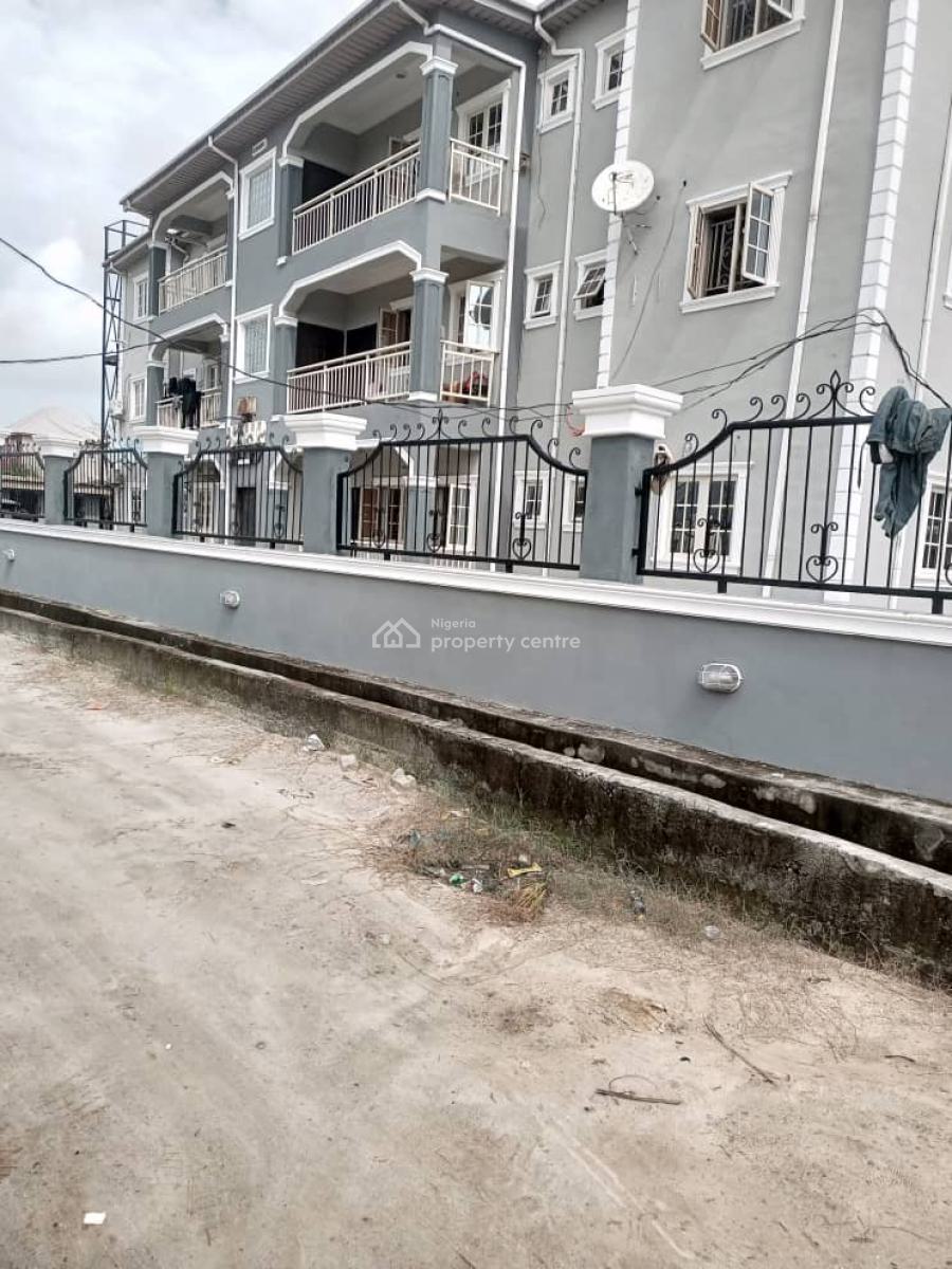 Luxury 3 Bedroom, 11 Moringa Drive,cedar County Estate,behind Hot Bread By Thera Peace, Sangotedo, Ajah, Lagos, Flat / Apartment for Rent