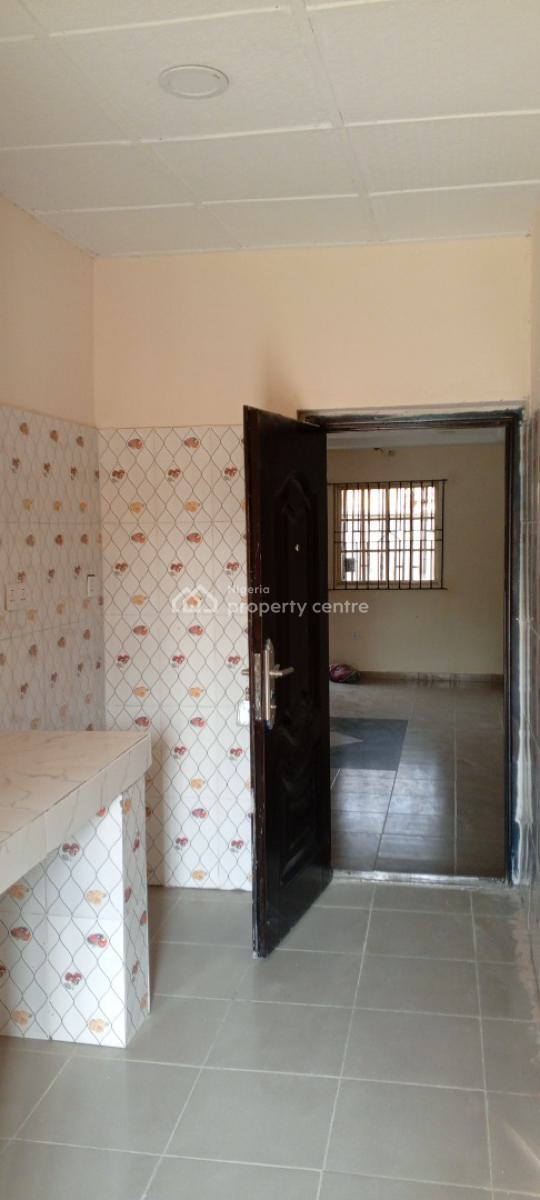 Lovely Pop 2 Bedroom Flat with 3 Toilets, Orinmerunmu Asese, Asese, Ibafo, Ogun, Flat / Apartment for Rent