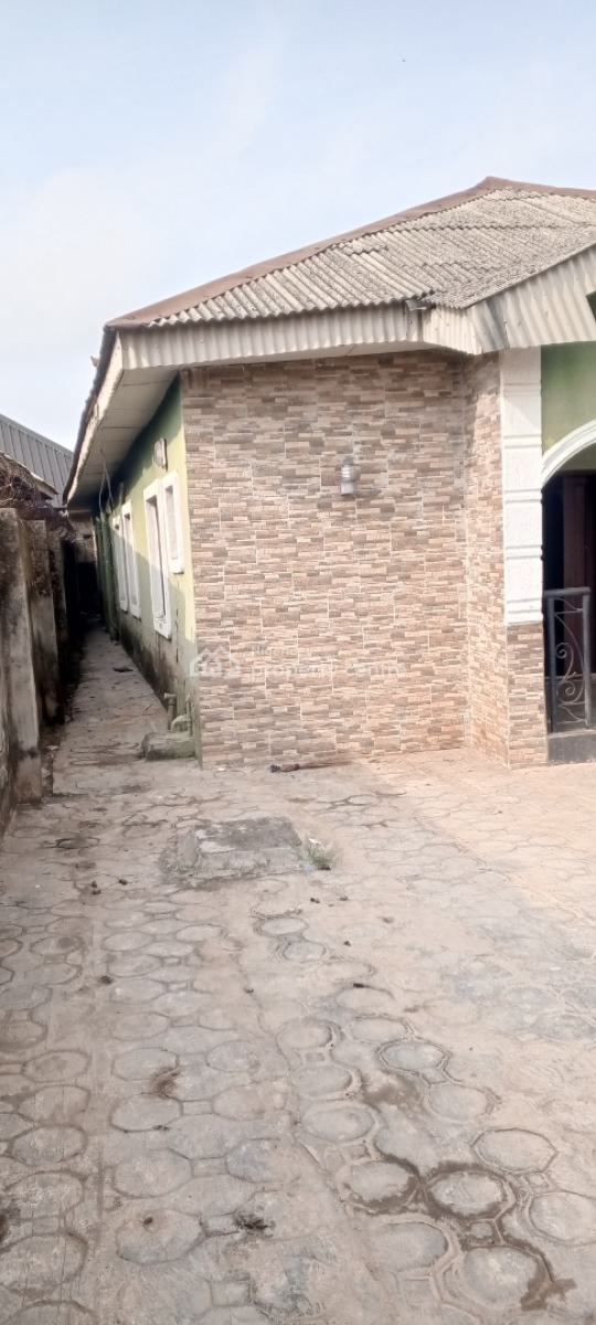 Spacious Lovely 2 Bedroom Flat with 3 Toilets, Short Drive From Arepo/magboro, Orinmerunmu Asese, Asese, Ibafo, Ogun, Flat / Apartment for Rent