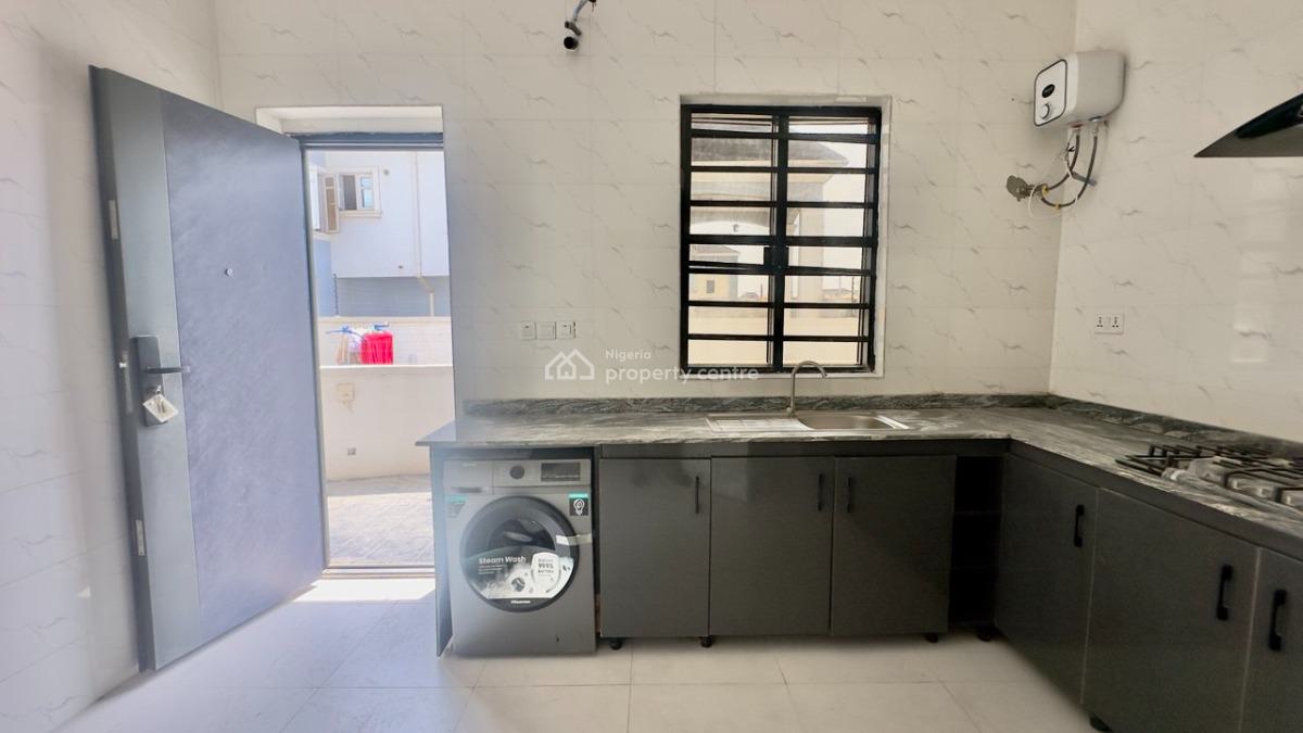 Well Priced 5 Bedroom Detached Duplex with Bq in a Gated Estate, Happyland Estate, Sangotedo, Ajah, Lagos, Detached Duplex for Sale