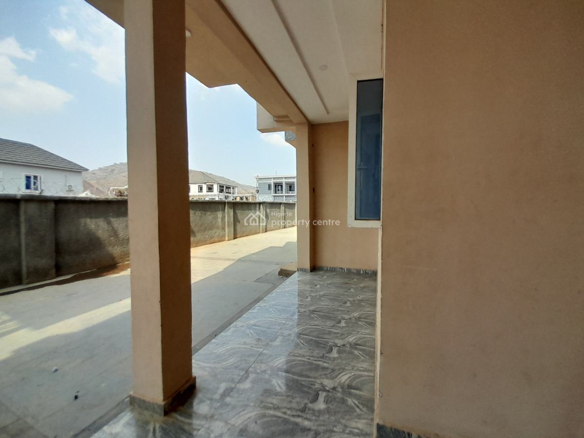 Well Located 3 Bedroom Duplex with Bq, News Engineering, Dawaki, Gwarinpa, Abuja, Semi-detached Duplex for Rent