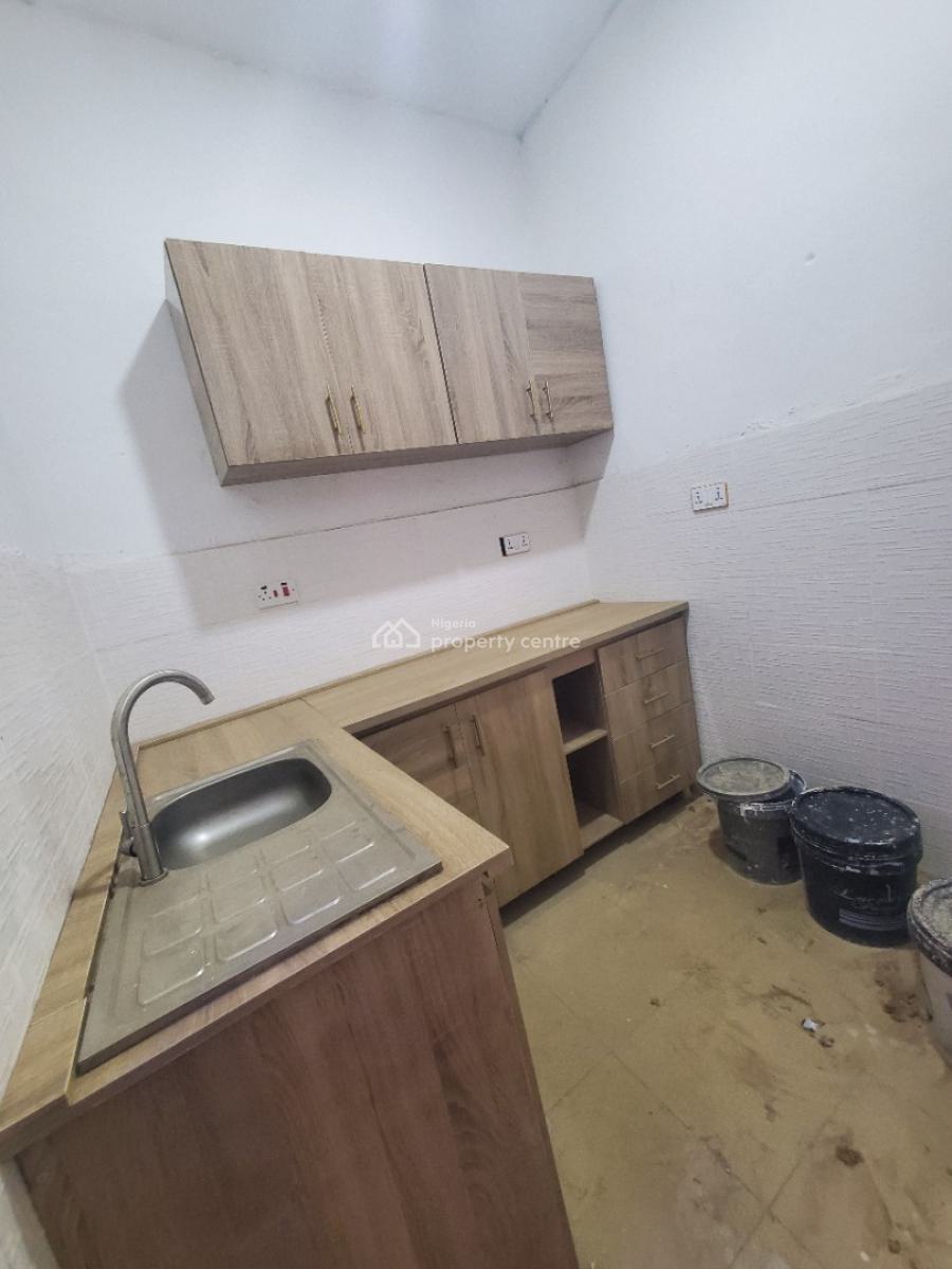 *luxury 2bedroom Flat, Inside Estate, Gaduwa, Abuja, Flat / Apartment for Rent