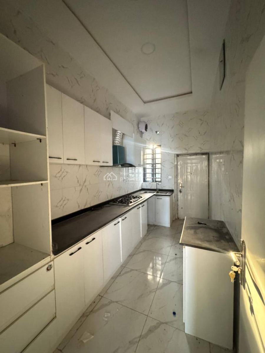 3 Bedroom Terrace Duplex at Ikota, Ikota, Lekki, Lagos, Terraced Duplex for Rent