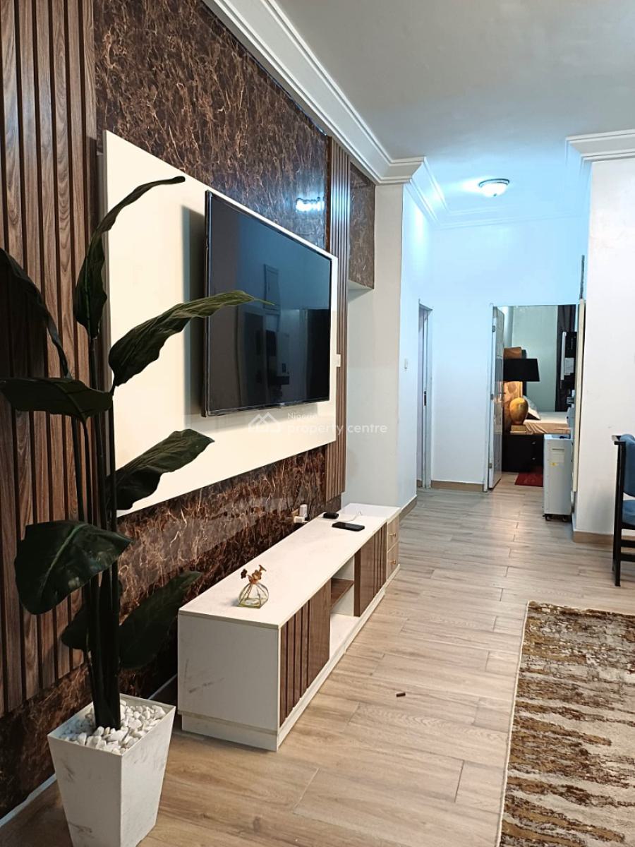 Beautifully Furnished and Well Serviced Luxury 1 Bedroom Apartment, Off Ago Palace, Okota, Ago Palace, Isolo, Lagos, Mini Flat (room and Parlour) Short Let