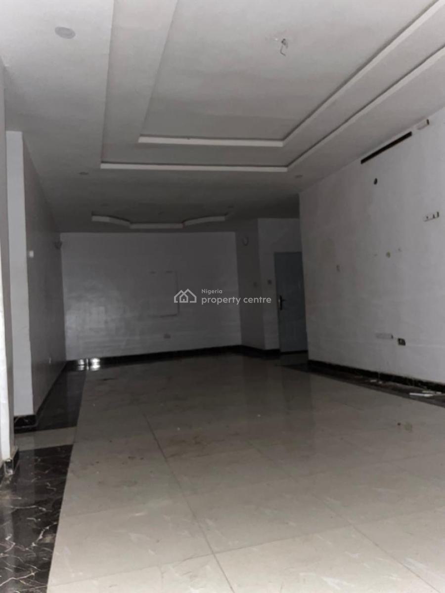 Clean 2 Bedrooms, Chevron Drive, Lekki Expressway, Lekki, Lagos, House for Rent