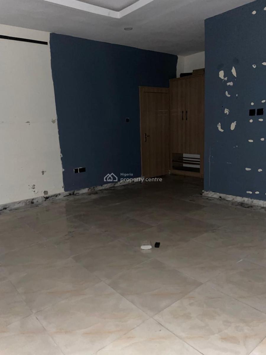 Clean 2 Bedrooms, Chevron Drive, Lekki Expressway, Lekki, Lagos, House for Rent