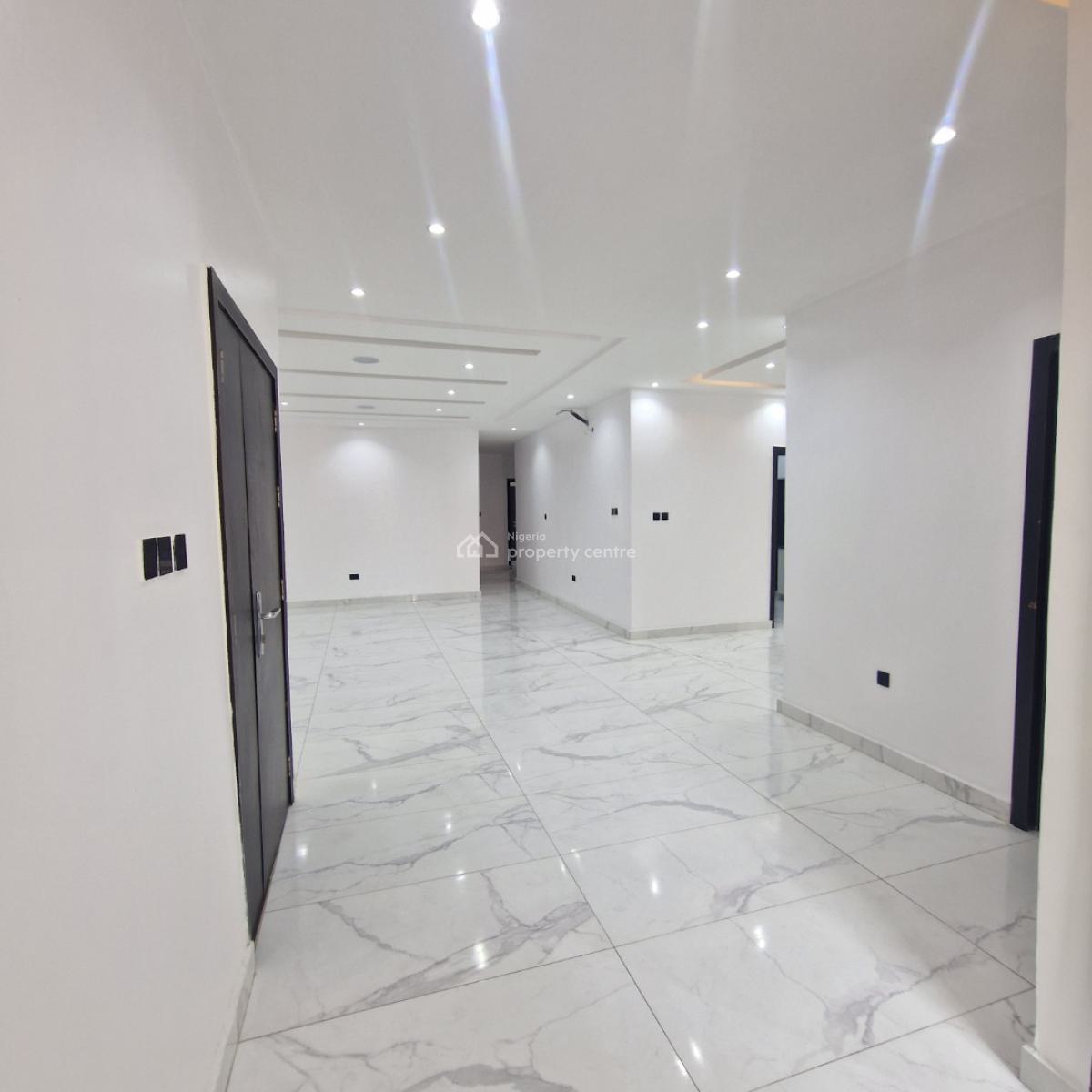 Newly Built Luxury 3  Bedroom Flat with a Room, Imorinre Johnson, Lekki Phase 1, Lekki, Lagos, Flat / Apartment for Rent