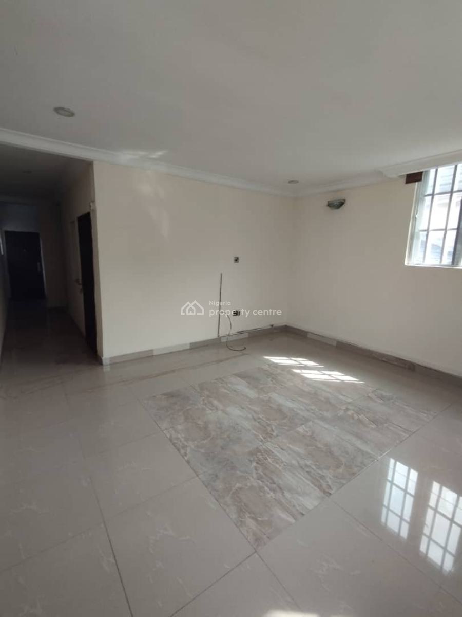 4 Bedroom Duplex in an Access Code Estate (self Serviced), Osapa, Lekki, Lagos, Terraced Duplex for Rent