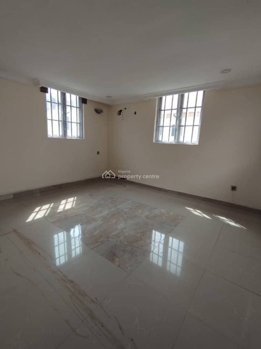 4 Bedroom Duplex in an Access Code Estate (self Serviced), Osapa, Lekki, Lagos, Terraced Duplex for Rent