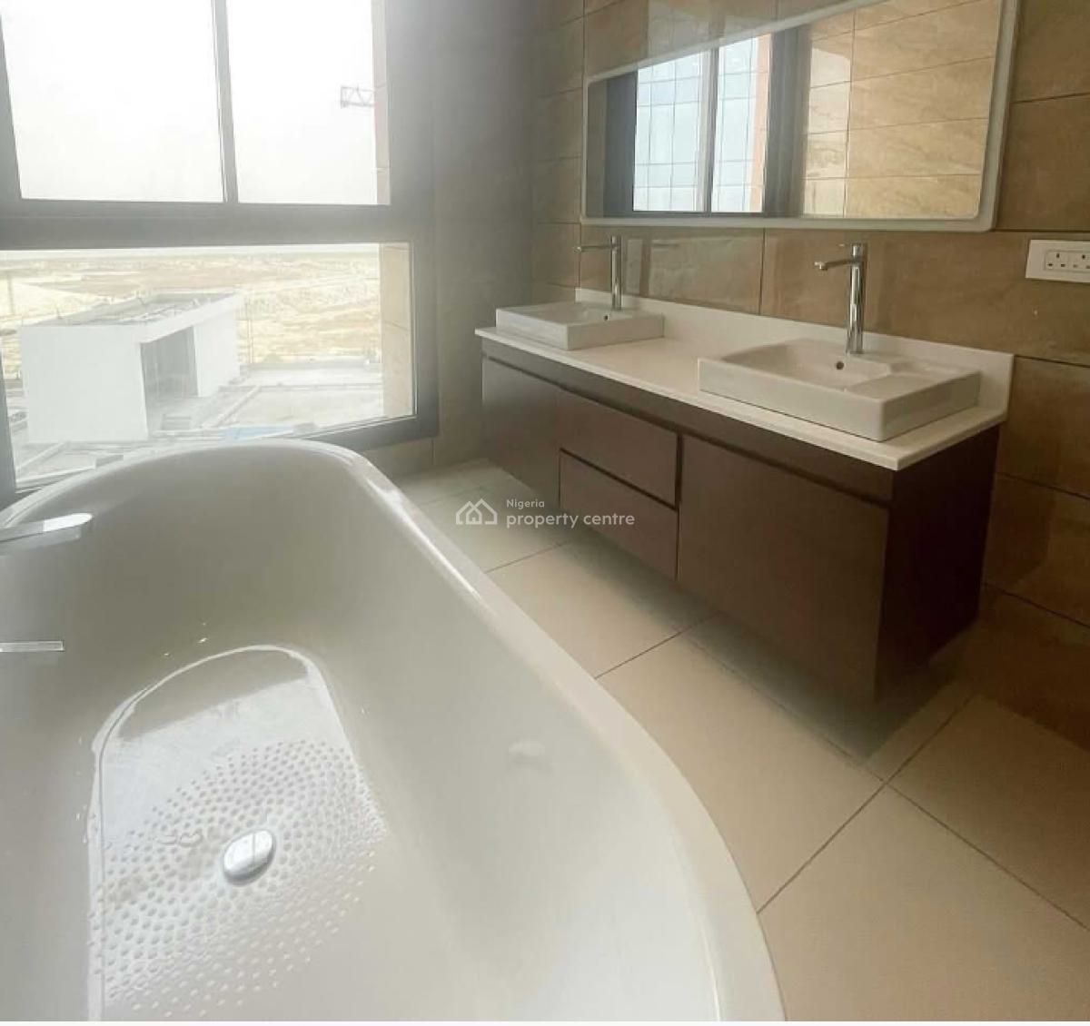 3 Bedroom Flat Swimming Pool - Bar  - Fitted Kitchen  - All Room En-suite, Azuri Towers, Eko Atlantic City, Lagos, Flat / Apartment for Sale