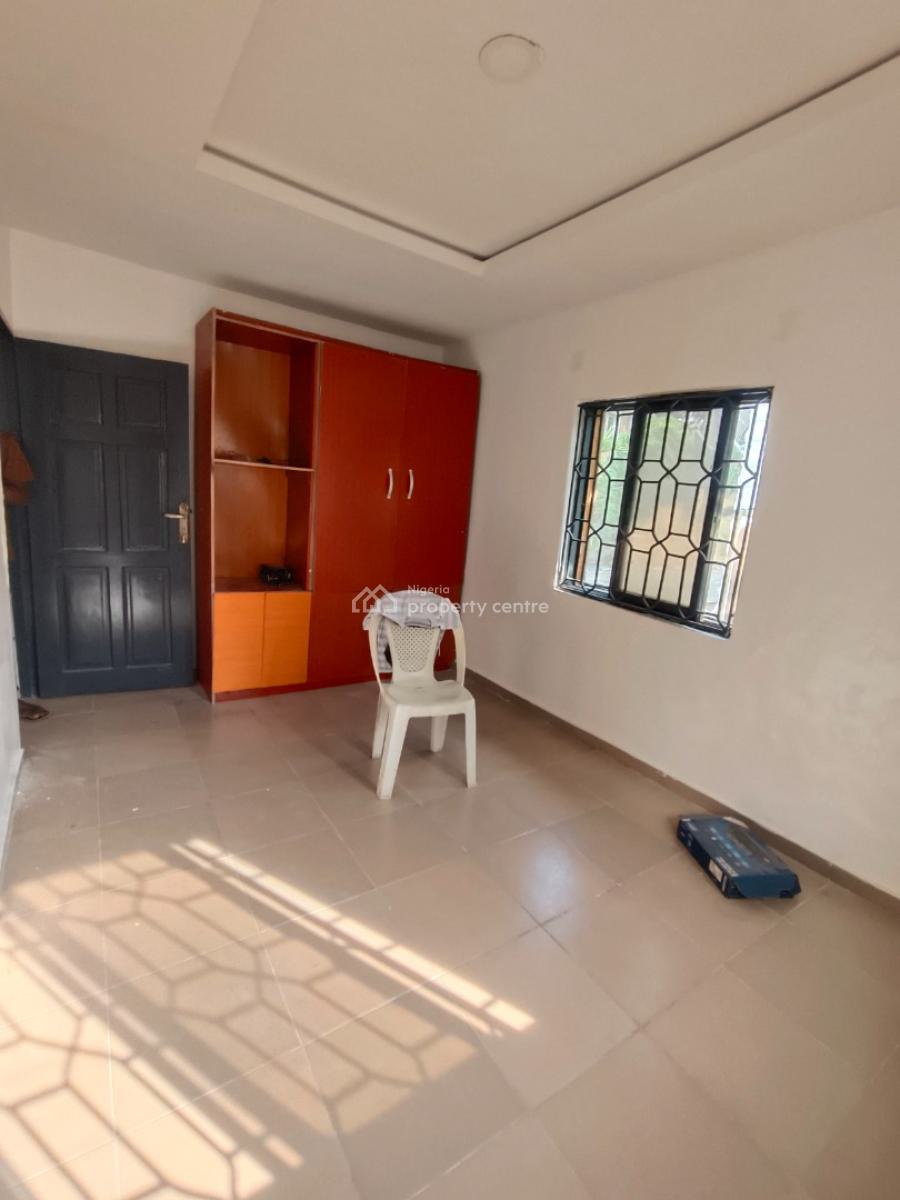 Pay and Move in Mini Flat, Emerald Estate, Mobil Road, Ilaje, Ajah, Lagos, Mini Flat (room and Parlour) for Rent