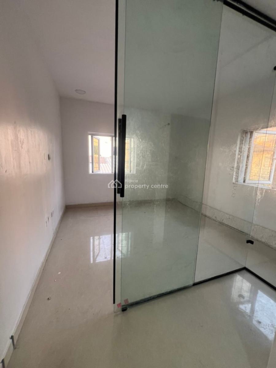 Spacious Office Space, Off Hakeem Dickson, Lekki Phase 1, Lekki, Lagos, Flat / Apartment for Rent