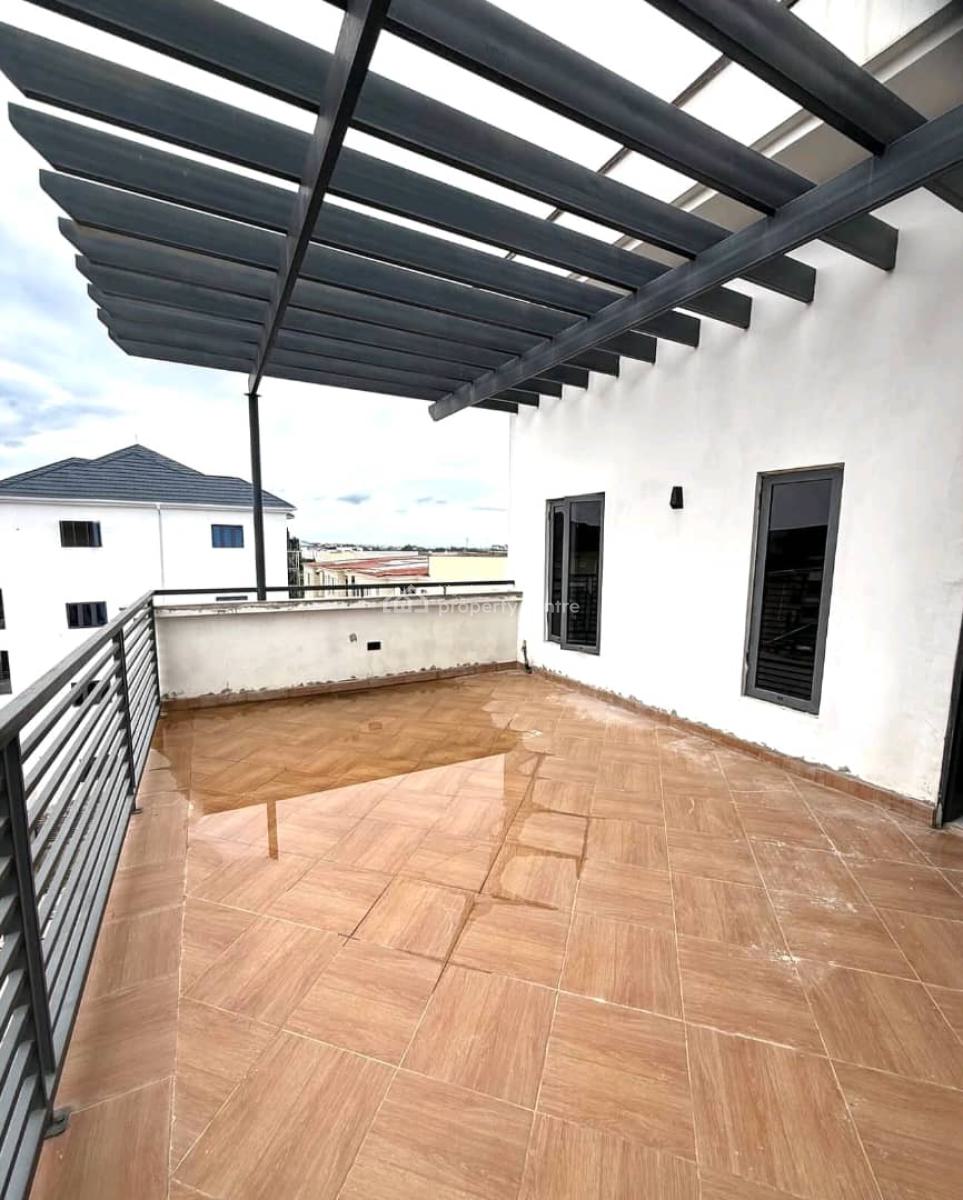 5 Bedroom Terrace Duplex  . Jabi, Abuja Price:400m. . Features, Jabi, Abuja, House for Sale