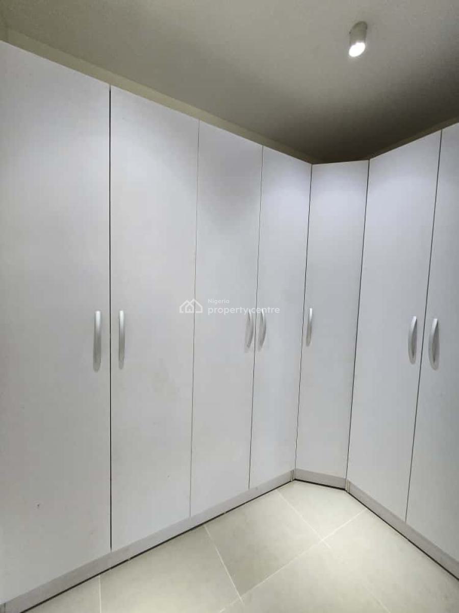 Well Built Exquisite 2&3 Bedroom Apartment with Pool, Lekki Phase 1, Lekki, Lagos, Flat / Apartment for Sale