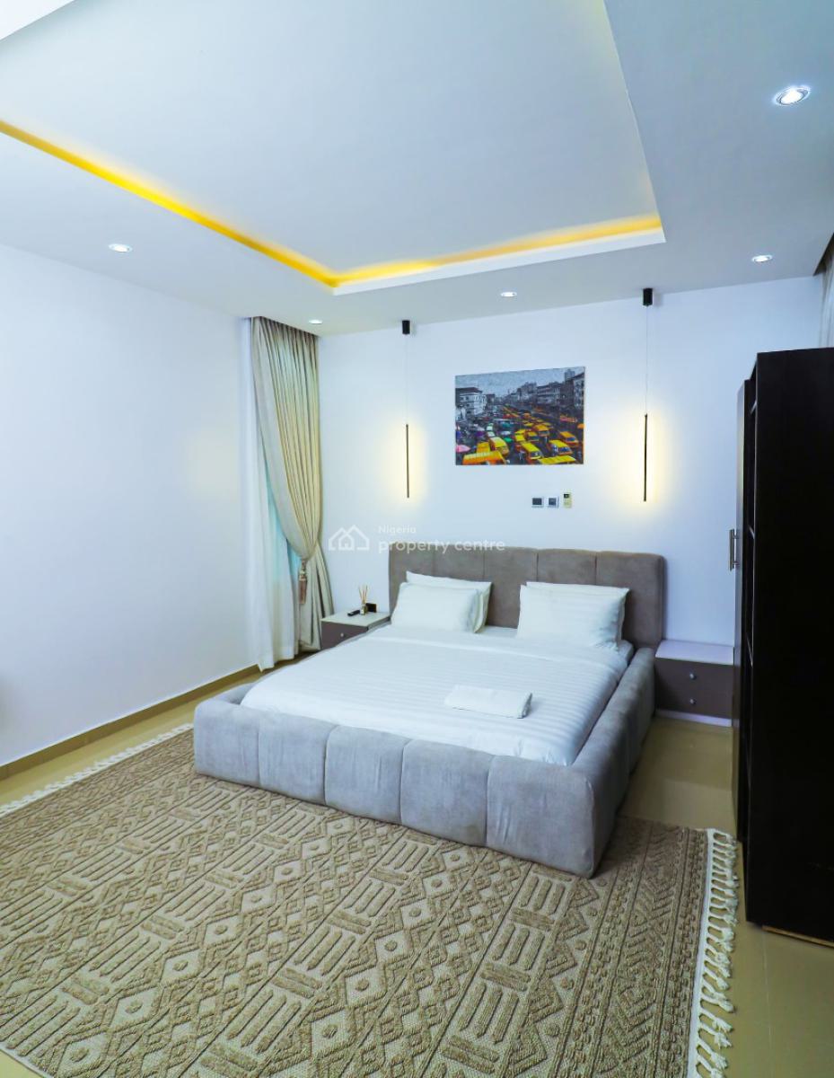 Beautifully Furnished 4 Bedroom Penthouse with Pool, Ikoyi, Lagos, Flat / Apartment for Rent