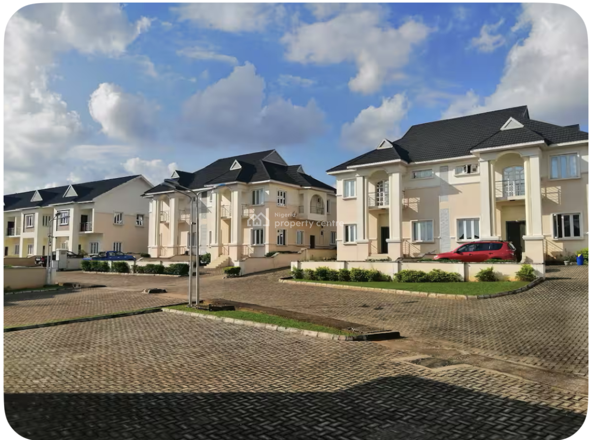 4 Bdrm Semi-detached Duplex + Bq (furnished), Agodi Gra/ Olive Court, Agodi, Ibadan, Oyo, Semi-detached Duplex for Sale