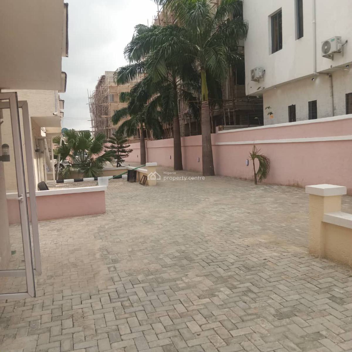 Self Compound 3 Bedroom Flat with Bq, Off Freedom Way, Lekki Phase 1, Lekki, Lagos, Flat / Apartment for Rent