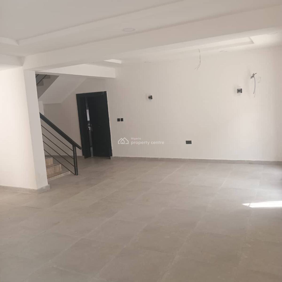 Self Compound 3 Bedroom Flat with Bq, Off Freedom Way, Lekki Phase 1, Lekki, Lagos, Flat / Apartment for Rent