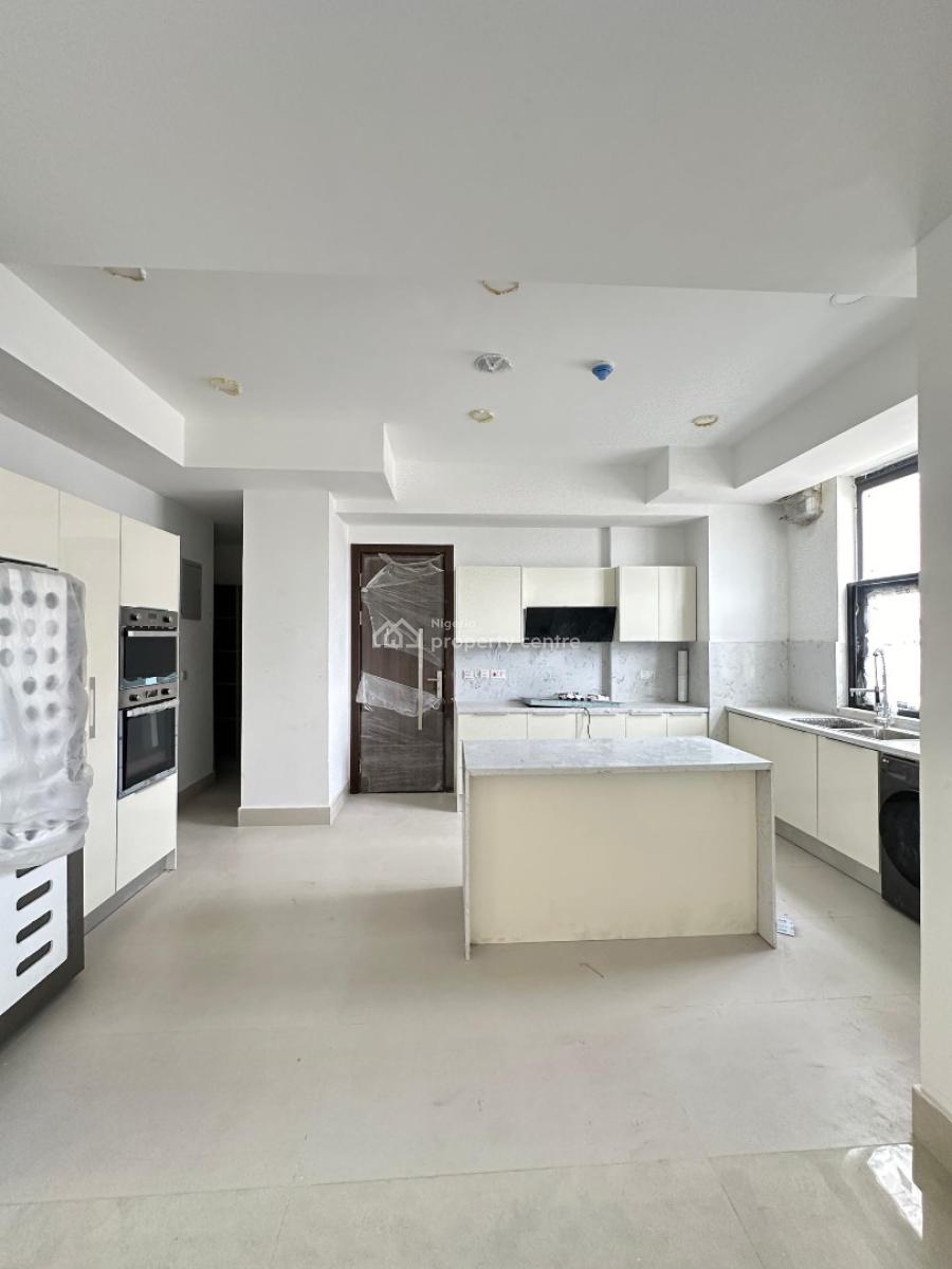 Exquisite 3 Bedroom Apartment with Bq, Swimming Pool and Gym, Lekki, Lekki Phase 1, Lekki, Lagos, Block of Flats for Sale