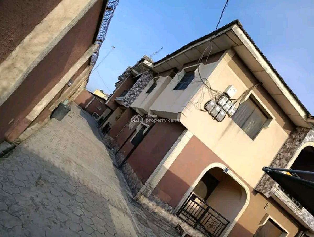 Beautiful Block of 6-flats with Two Shops, Igando, Ikotun, Lagos, Block of Flats for Sale