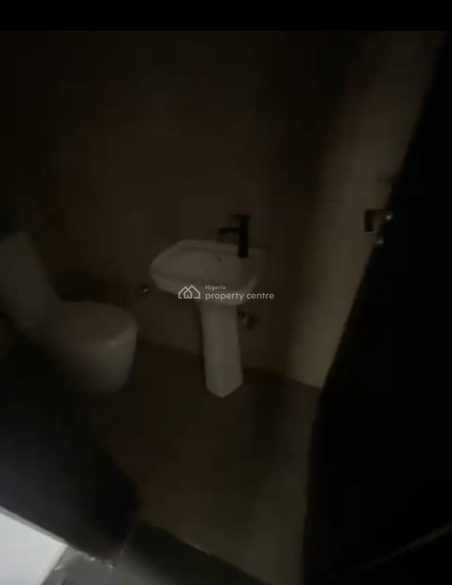 Spacious  Downstairs Bedroom in a Shared Apartment, Ikota Villa Gra, Ikota, Lekki, Lagos, Self Contain (single Rooms) for Rent