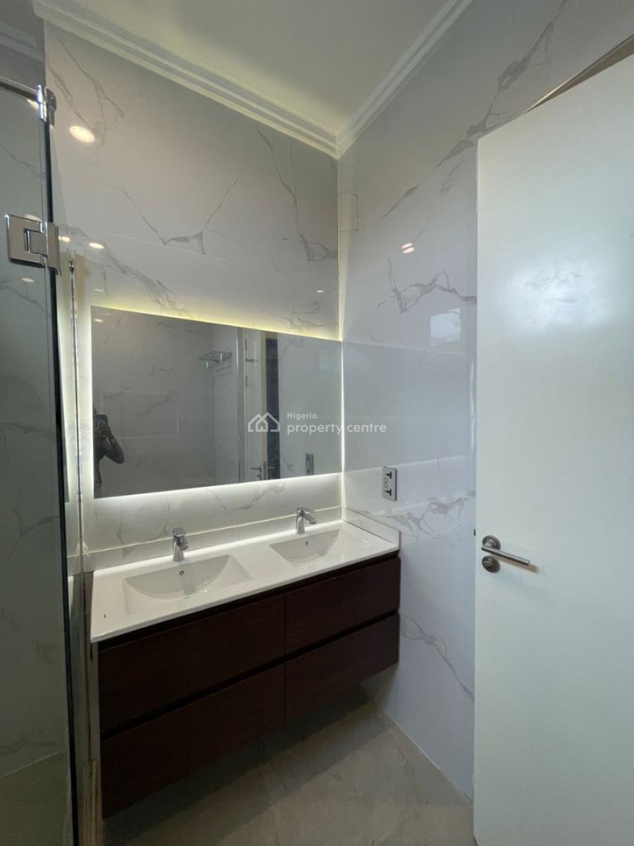 a Perfect Luxurious 4 Bedroom Penthouse in a Superb Location, Newly Built, Penthouse, Pool, Bq, Lekki Phase 1, Lekki, Lagos, Flat / Apartment for Sale