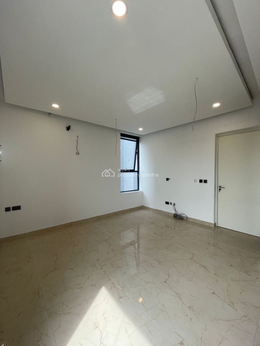 a Perfect Luxurious 4 Bedroom Penthouse in a Superb Location, Newly Built, Penthouse, Pool, Bq, Lekki Phase 1, Lekki, Lagos, Flat / Apartment for Sale