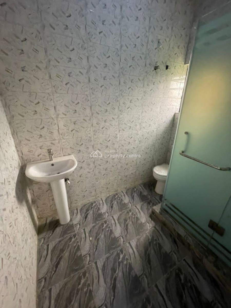 a Tastefully Built 3 Bedroom Modern  Apartments with Bq with C of O, Soluyi, Gbagada, Lagos, Flat / Apartment for Sale