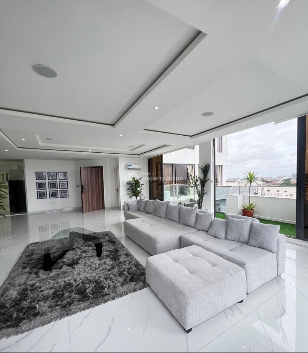 3-bedroom Penthouse with Pool & Guaranteed 24-hour Power, Lekki Phase 1, Lekki, Lagos, Flat / Apartment for Rent