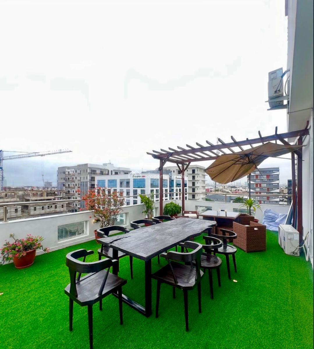 3-bedroom Penthouse with Pool & Guaranteed 24-hour Power, Lekki Phase 1, Lekki, Lagos, Flat / Apartment for Rent