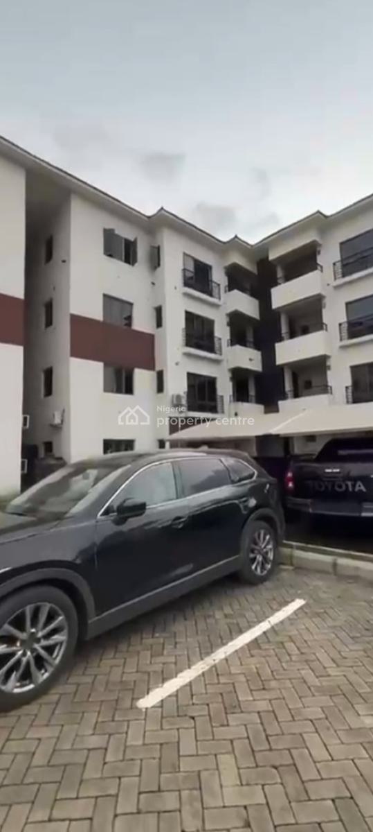 a Very Good & Spacious 3 Bedroom Flat  ( Semi-finished), Jahi, Abuja, Flat / Apartment for Sale