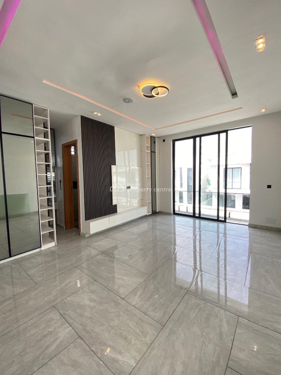 Well  Built 4 Bedroom Fully Detached Duplex  with Bq., Orchid, Lekki, Lagos, Detached Duplex for Sale